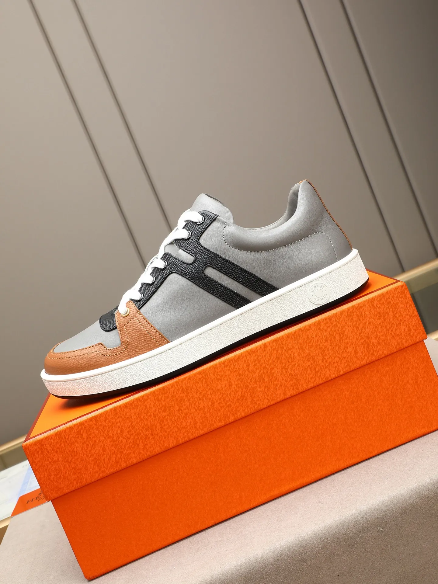 Men's shoes 💰720 [HERMES] Hermès - High-end quality original 🔍🔍🔍 casual sneakers - Upper: 🔝 Napa calfskin, shoe body sewn with brand 'H' totem - Lining: water-dyed cowhide - Outsole: original TPR. :38-44 (45, can be customized)